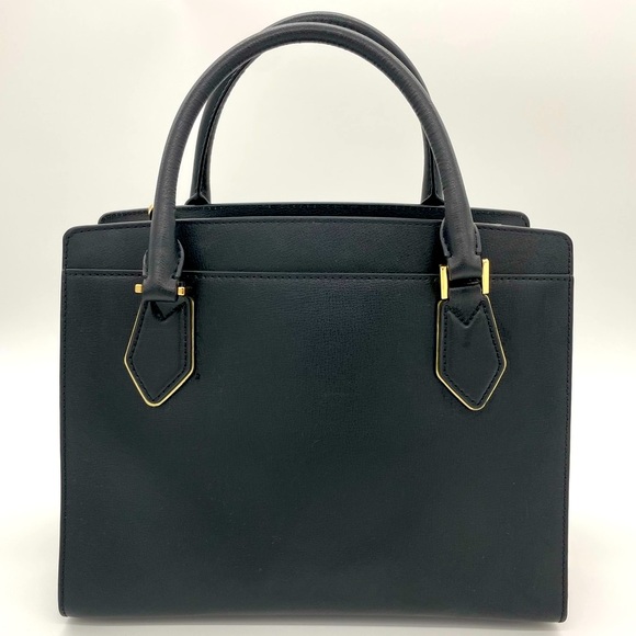 🥳SOLD🥳🔥👜 Michael Kors Black & Gold Purse 👜🔥 - Picture 7 of 15